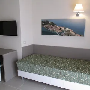 Hotel Hotel Holiday ***